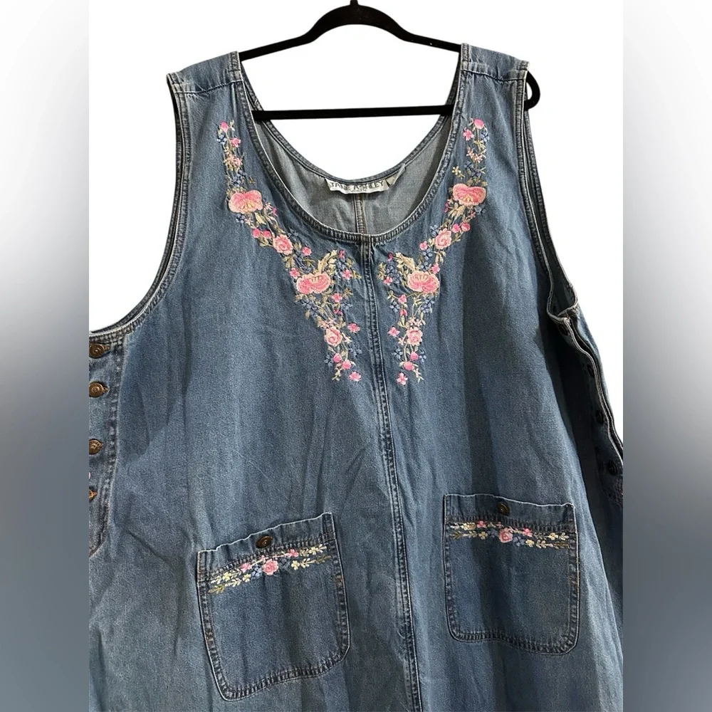 Vintage Jane Ashley Denim Floral Embroidered Jumper Dress - Picture 3 of 7